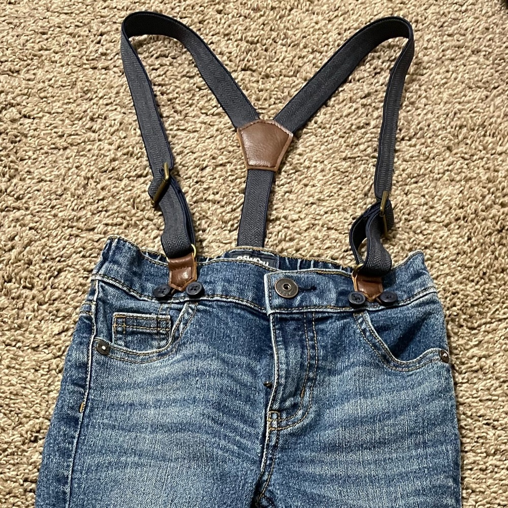 Jeans for toddler boy size 3T used but in great conditions.